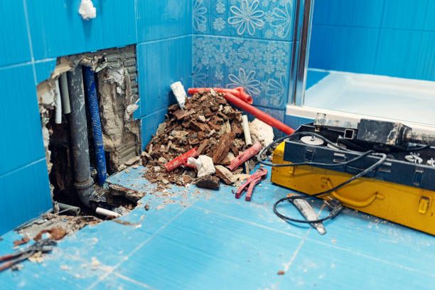recherche fuite d'eau encastrée dans un mur salle de bains à Nice